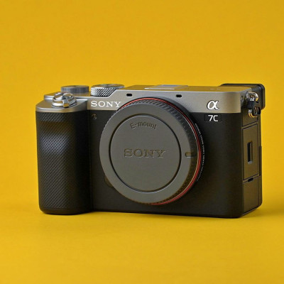 Sony A7C Silver top BODY ONLY Almost mint (2+k shutter only) FIXED PRICE