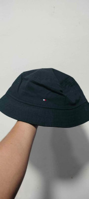 Tommy Hilfiger bucket hat