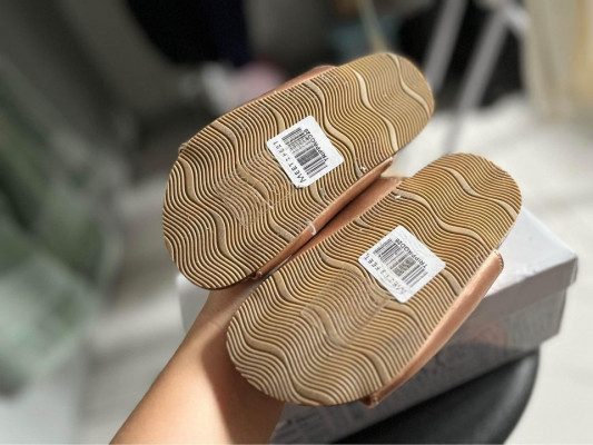 Preloved Toddler Sandals (Meet My Feet)