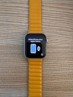 FOR SALE APPLE WATCH SERIES 6 40MM