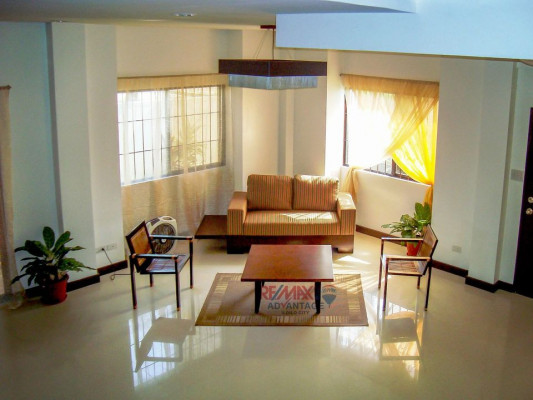 AN INTELLIGENT CHOICE FOR YOUR CHILD'S BRIGHT MIND