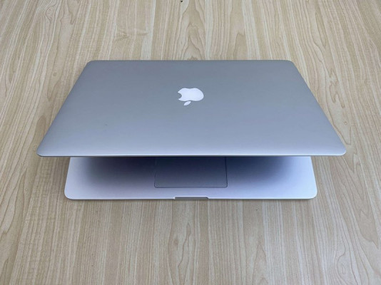 MACBOOK PRO (RETINA 15-INCH MID 2015)