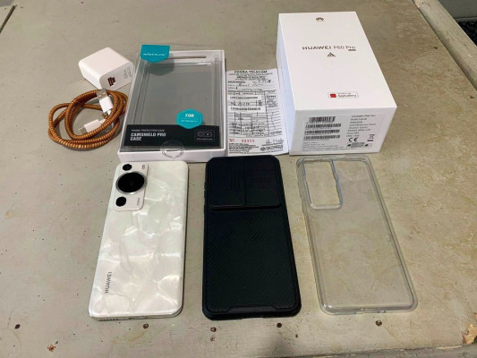 HUAWEI P60 PRO 8/256 COMPLETE WITH RECEIPT
