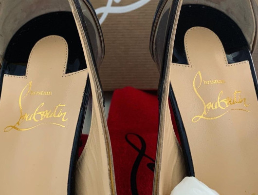 Christian Louboutin Cosmo Pumps