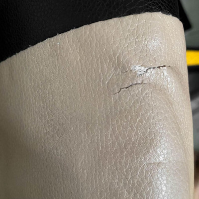 gaming chair (negotiable)