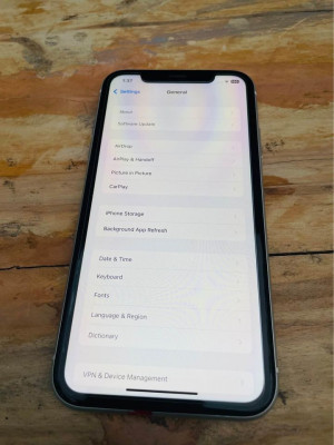Iphone XR 128gb no issue bago accessories negotiable