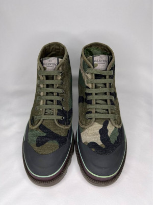 High-top sneakers canvas camouflage