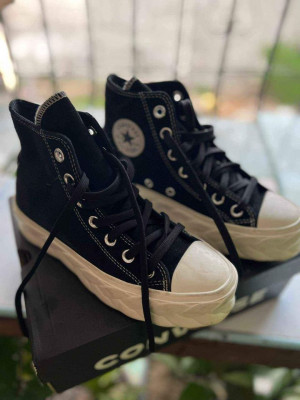 Converse chuck taylor as lift cable high