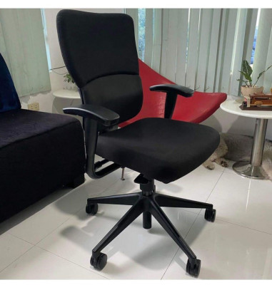 STEELCASE lets B ergonomic Chair