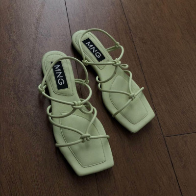 Mango Knots Sandals Size 7 (Preowned)