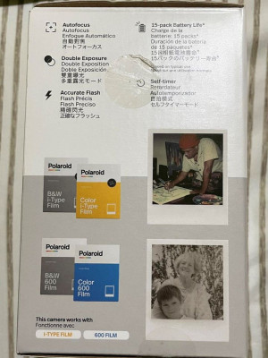 Polaroid Now - COMPLETE PACKAGE - i-Type, 600 Film - Instant Camera