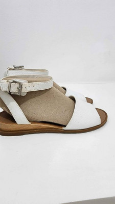 Kenneth Cole Sandals Ankle Strap Size 37