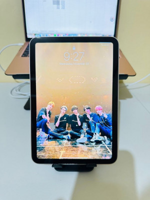 iPad mini 6th Gen 64GB STARLIGHT