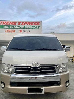 2015 Toyota super grandia