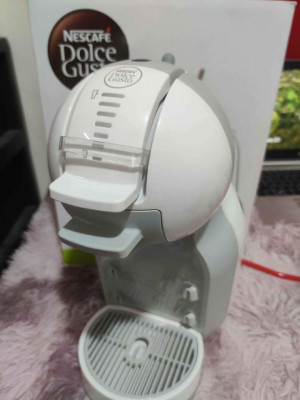 Dolce Gusto Espresso Machine