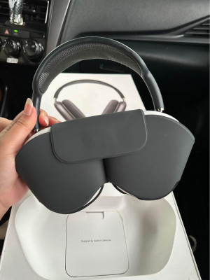 Airpods Max spacegray complete good as new no issues