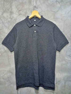 Uniqlo polo shirt