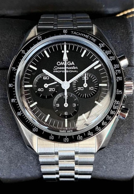 2022 Omega Speedmaster Professional “Moonwatch”