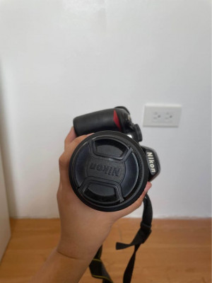 Nikon D3100 For sale only ISSUE SHUTTER