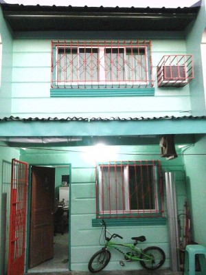 TOWNHOUSE WITH BIG GARAGE - Deca Homes, Marilao, Bulacan