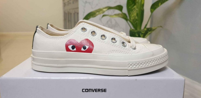Converse x CDG Play