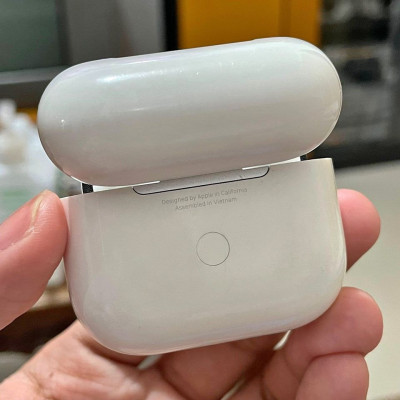 AirPods (3rd Generation) with MagSafe Case