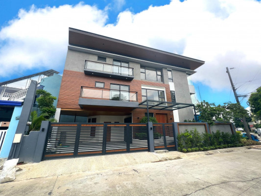 A Bright and Spacious House and Lot for Sale in Filinvest East.