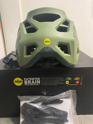 Fox Speed frame Speedframe MIPS preloved like new