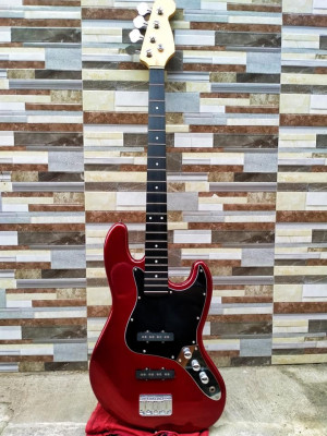 FS/FT: MIK jazz bass