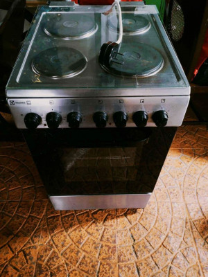 Electrolux Electric Stove with Electric Oven