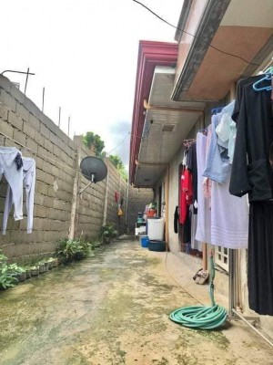 HOUSE & LOT FOR SALE