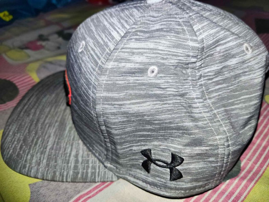 UNDER ARMOUR CAP