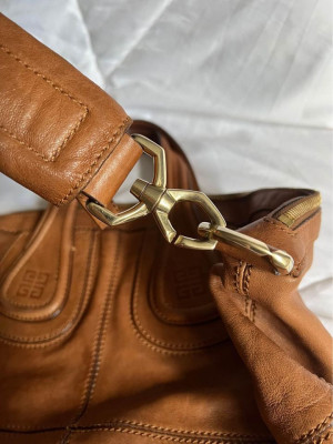 Givenchy Medium Nightingale