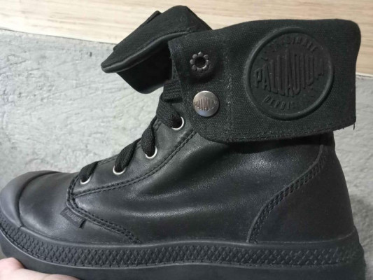 Palladium Baggy Leather Women's 6 US