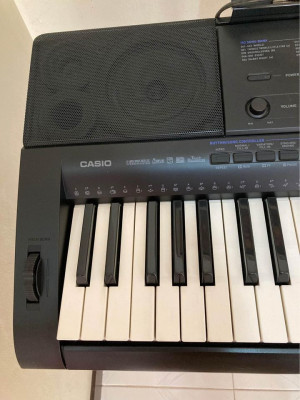 Electronic Keyboard CTK