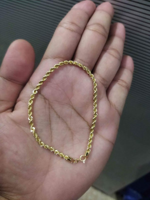 18k ROPE BRACELET 7.5 INCHES 2.10g