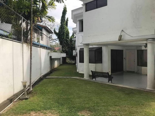 House for sale in Ayala Alabang Village