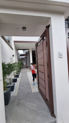 HOUSE AND LOT FOR SALE