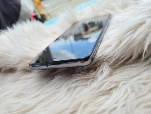 Samsung a32 128GB 8GB RAM