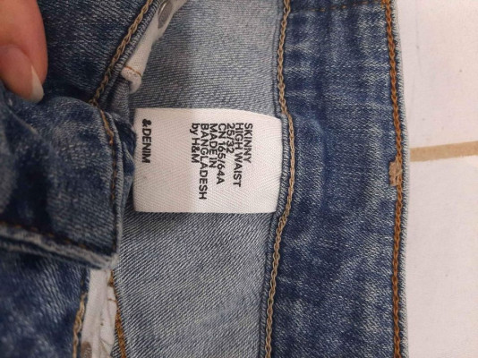 H&M Highwaist Denim Skinny Jeans