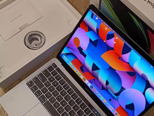 Macbook Pro 2022 ( GREY ) ( APPLE UNDER WARRANTY COVERAGE )