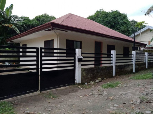 HOUSE & LOT FOR SALE