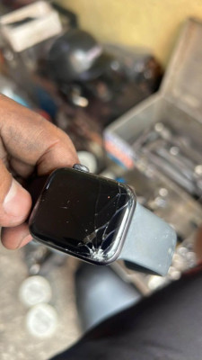 I Watch SE Gen 1 40mm