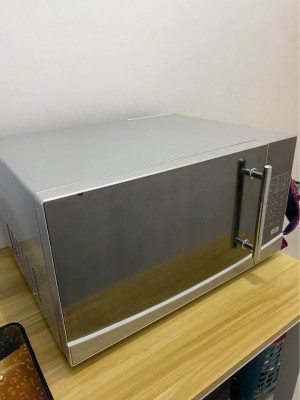 Microwave 34litters Digital touch screen