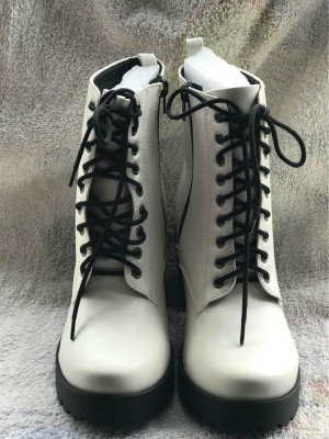 SHEIN Platform Chunky Heel Booties