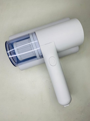 Handheld Dust Mite Cleaner w/ UV Light
