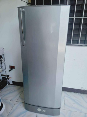 LG REFRIGERATOR