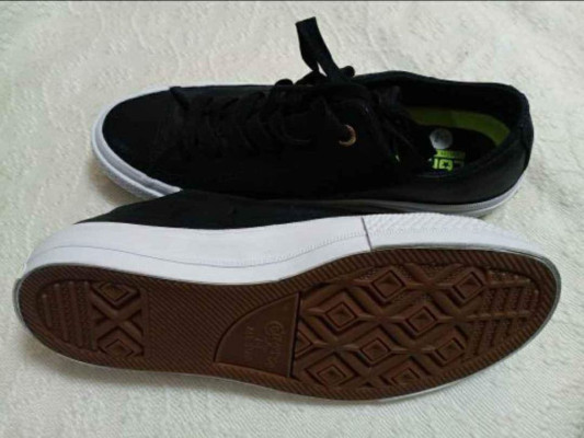 Chuck Taylor Converse Star