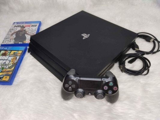 PS4 Pro 1TB with 2 Games
