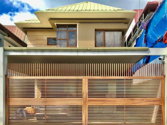 House and Lot - Quezon City